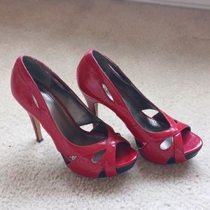 Open toe heels size8